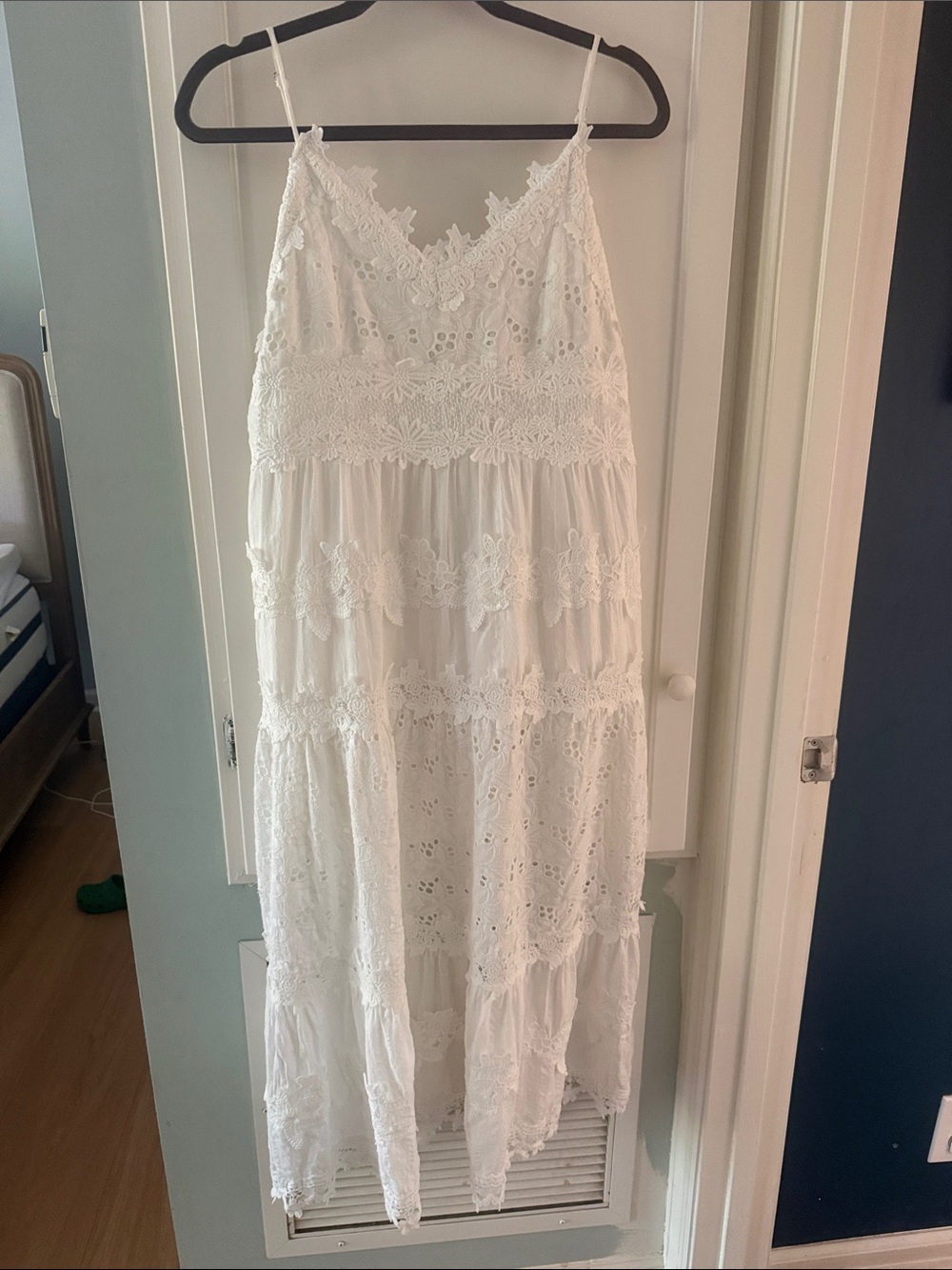 POL White Lace Tiered Maxi Dress with Spaghetti Straps 100% cotton